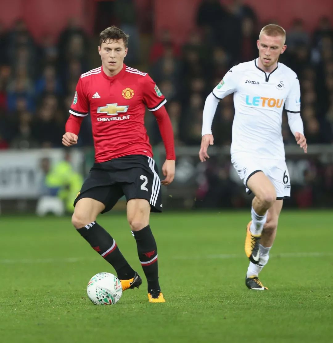 并长期留在 并长期留在